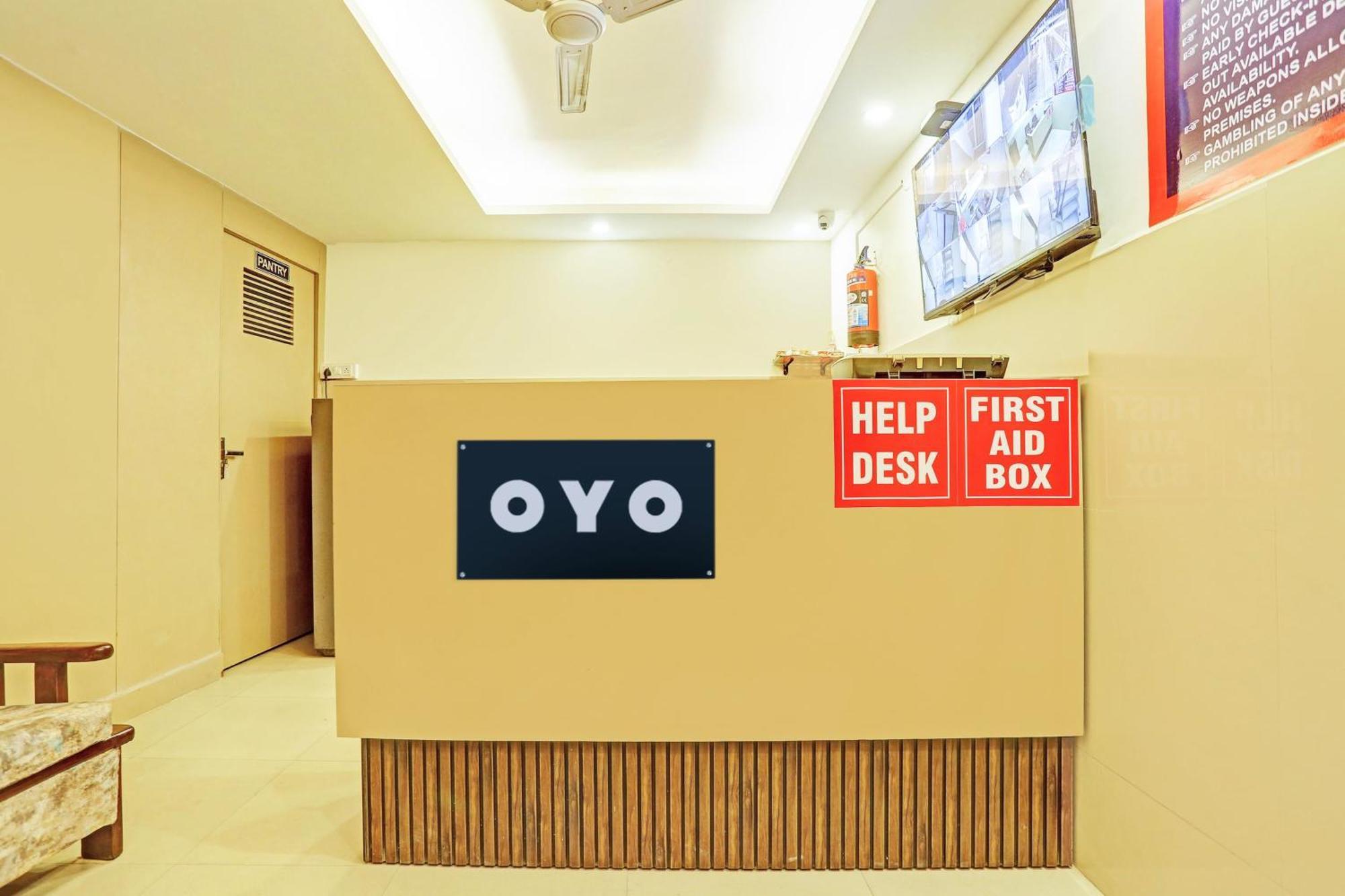 Super O Plush Homes Hotel