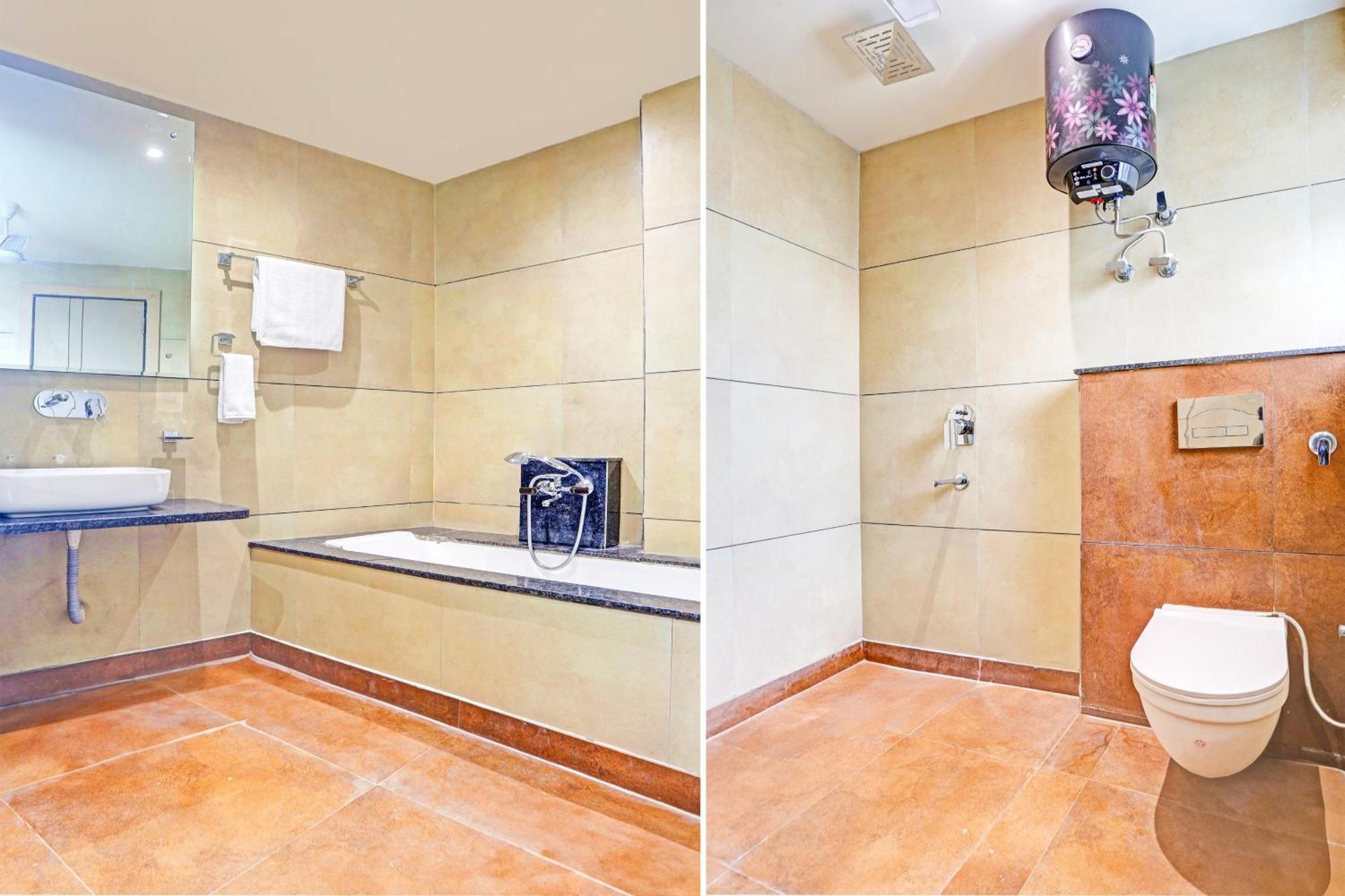 Super O Plush Homes Hotel 3*