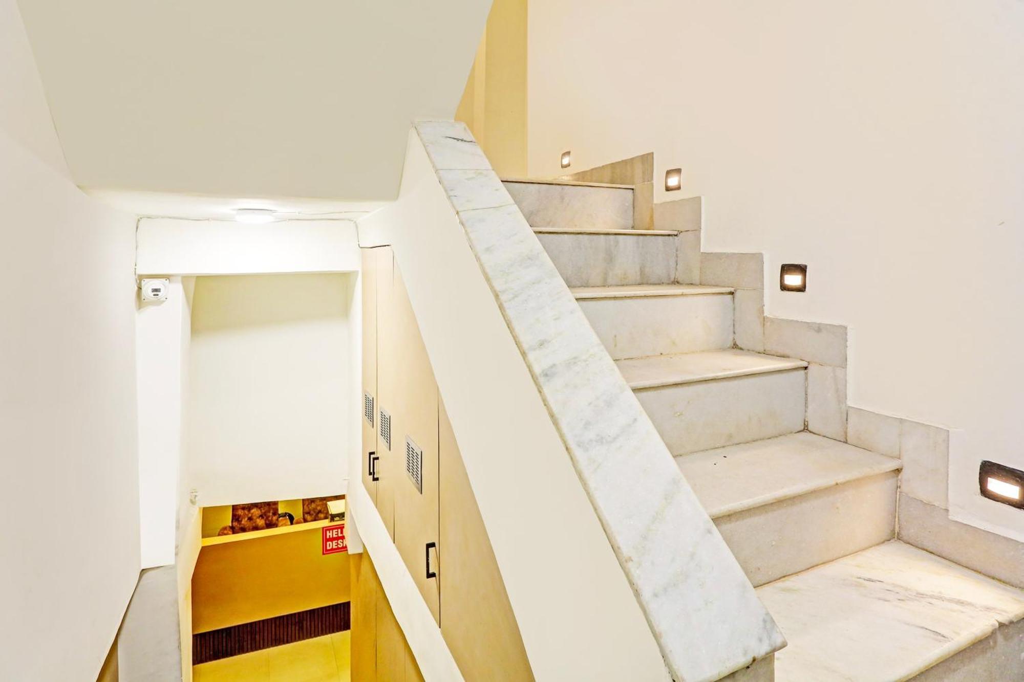 Hotel Super O Plush Homes